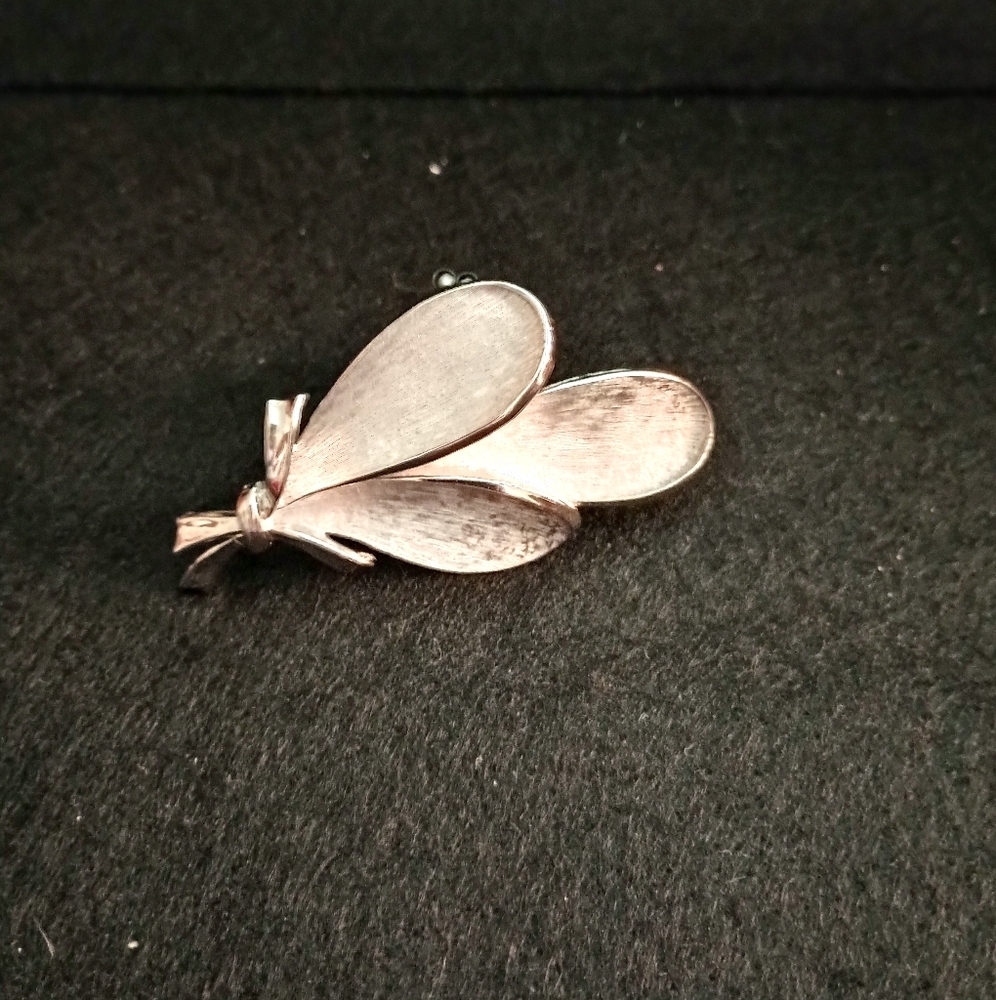 Trifari Sliver Leaf Brooch Signed
